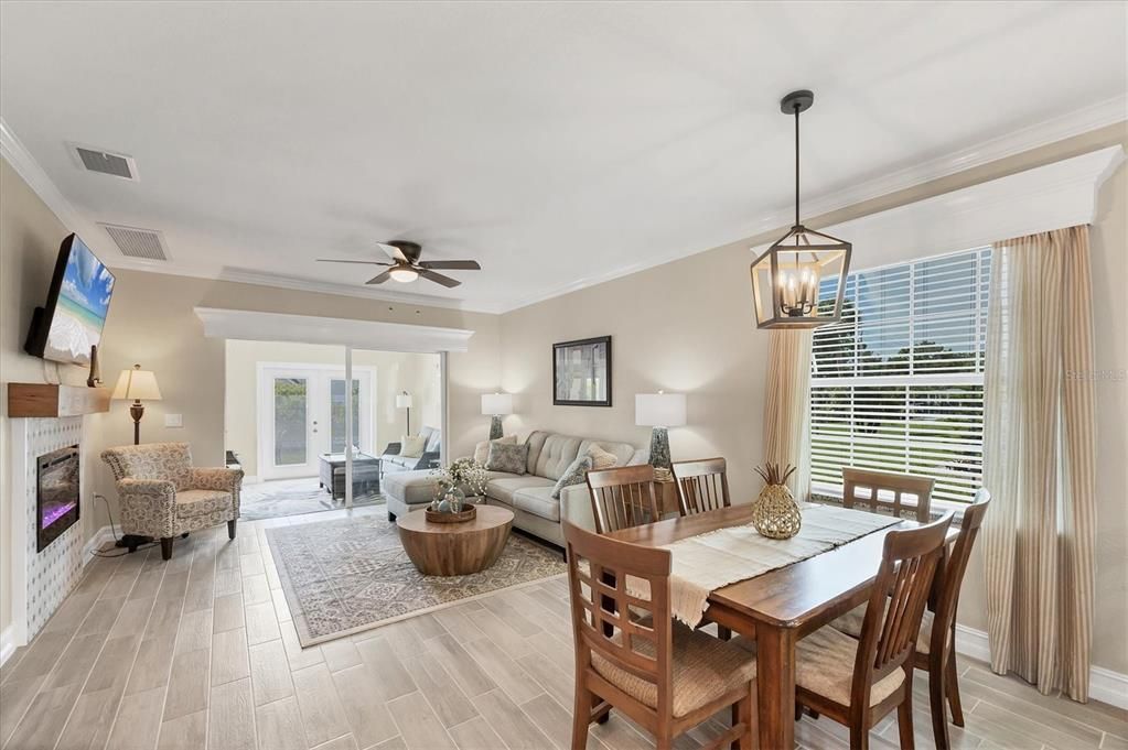 For Sale: $270,000 (2 beds, 2 baths, 1188 Square Feet)