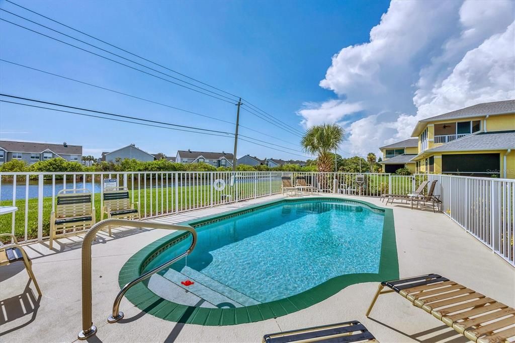 For Sale: $270,000 (2 beds, 2 baths, 1188 Square Feet)