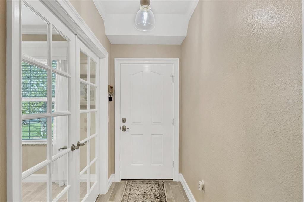 For Sale: $270,000 (2 beds, 2 baths, 1188 Square Feet)