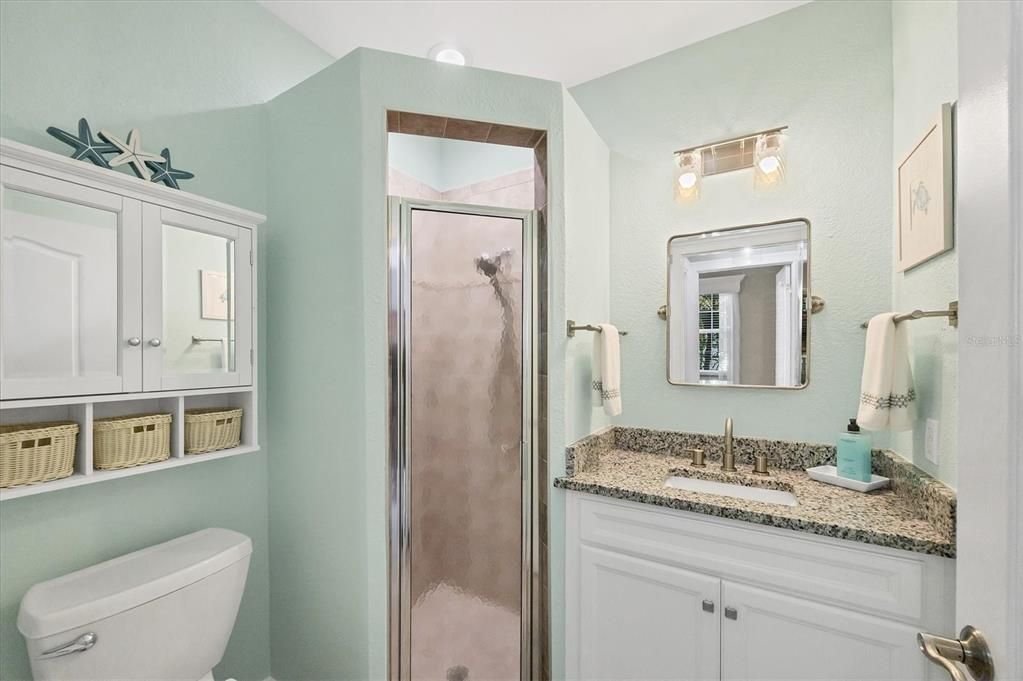 For Sale: $270,000 (2 beds, 2 baths, 1188 Square Feet)