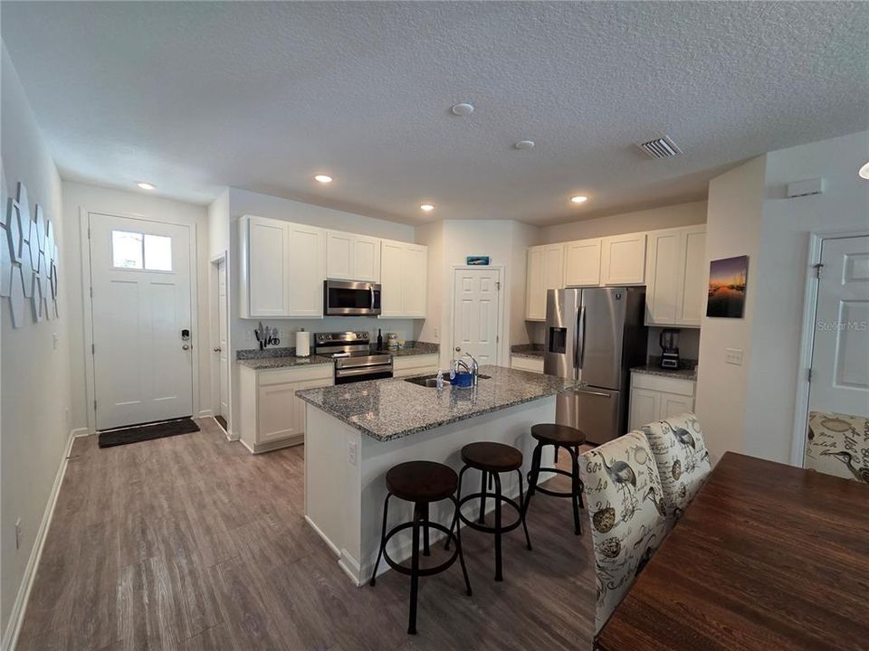 En Venta: $329,500 (3 camas, 2 baños, 1470 Pies cuadrados)