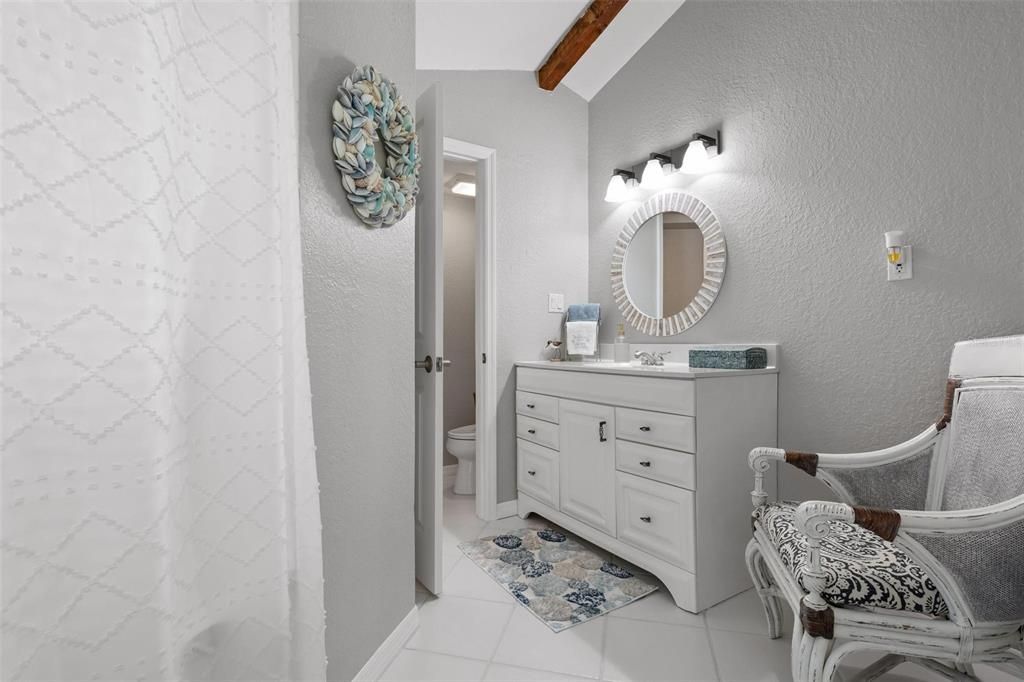 For Sale: $1,550,000 (3 beds, 3 baths, 2374 Square Feet)