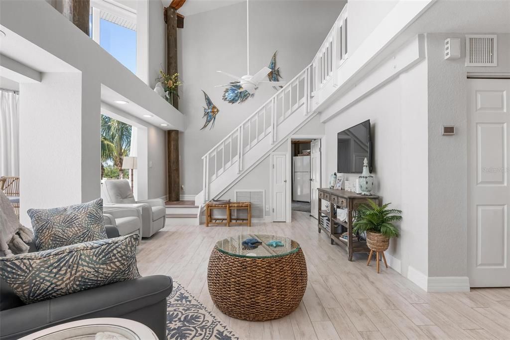 For Sale: $1,550,000 (3 beds, 3 baths, 2374 Square Feet)