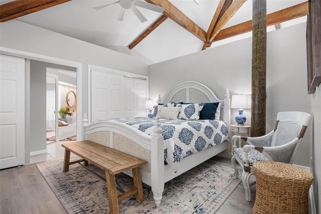 For Sale: $1,550,000 (3 beds, 3 baths, 2374 Square Feet)