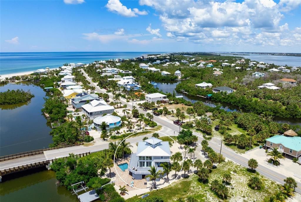 For Sale: $1,550,000 (3 beds, 3 baths, 2374 Square Feet)