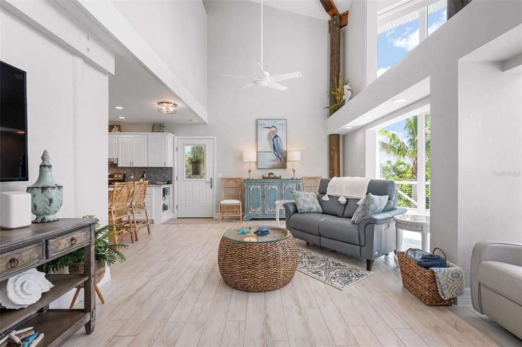 For Sale: $1,550,000 (3 beds, 3 baths, 2374 Square Feet)