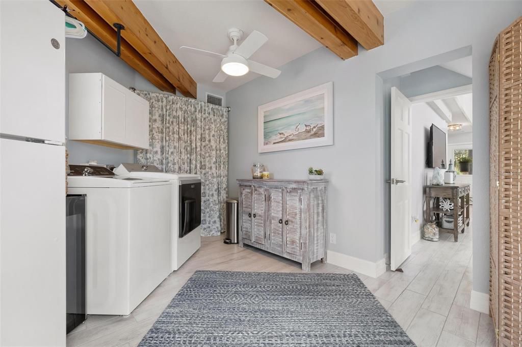 For Sale: $1,550,000 (3 beds, 3 baths, 2374 Square Feet)