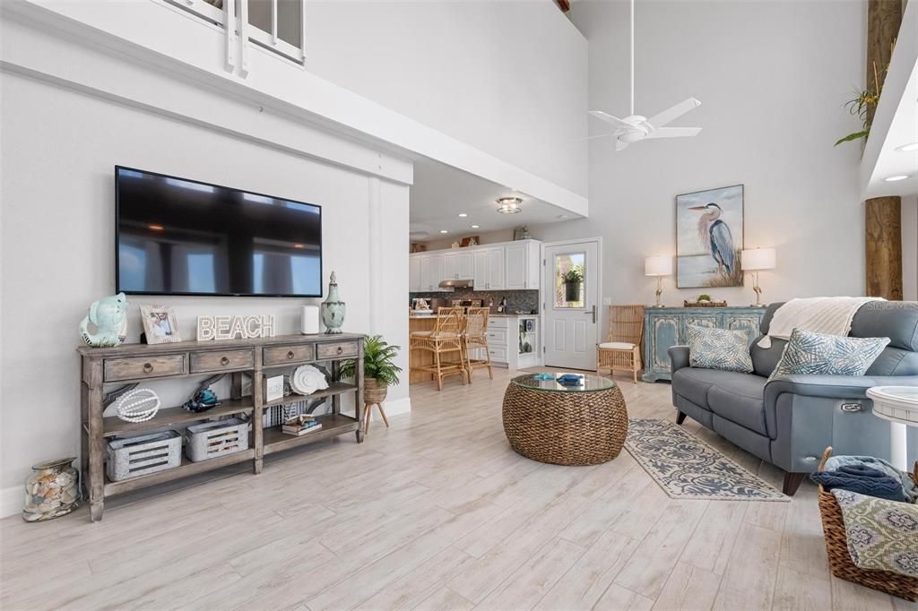 For Sale: $1,550,000 (3 beds, 3 baths, 2374 Square Feet)