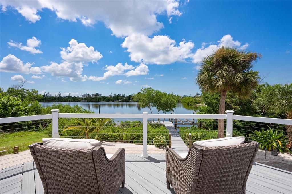 For Sale: $1,550,000 (3 beds, 3 baths, 2374 Square Feet)