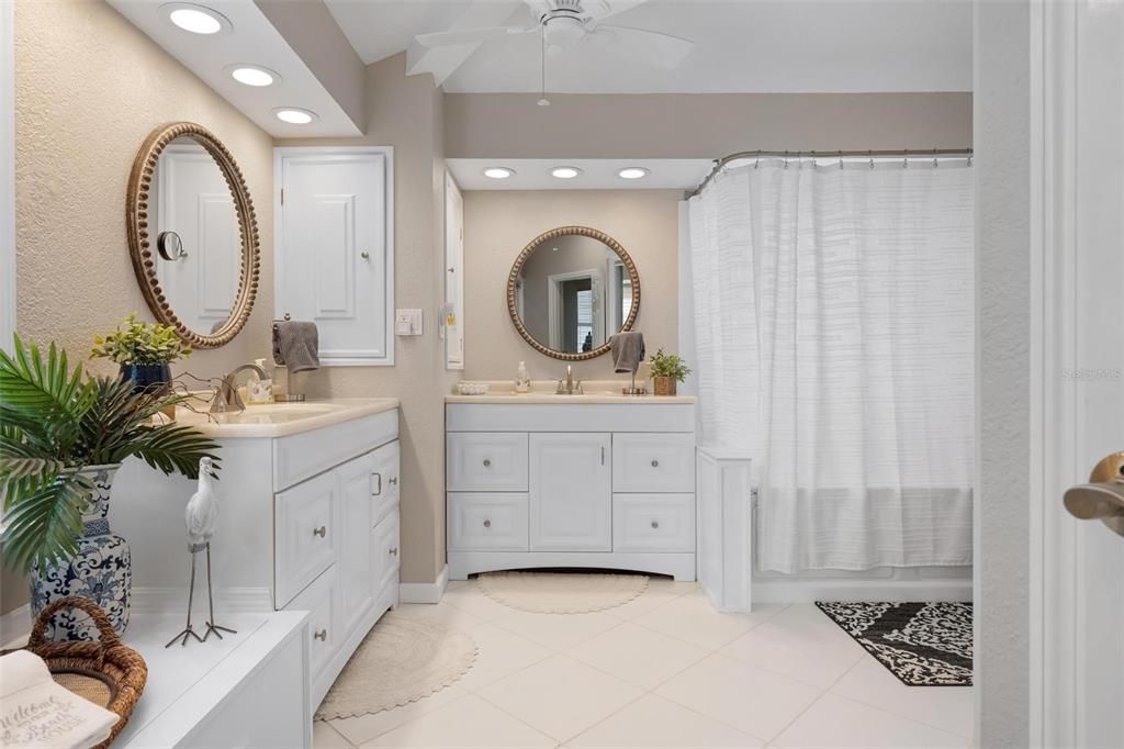 For Sale: $1,550,000 (3 beds, 3 baths, 2374 Square Feet)