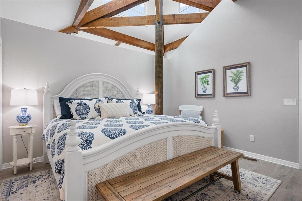 For Sale: $1,550,000 (3 beds, 3 baths, 2374 Square Feet)