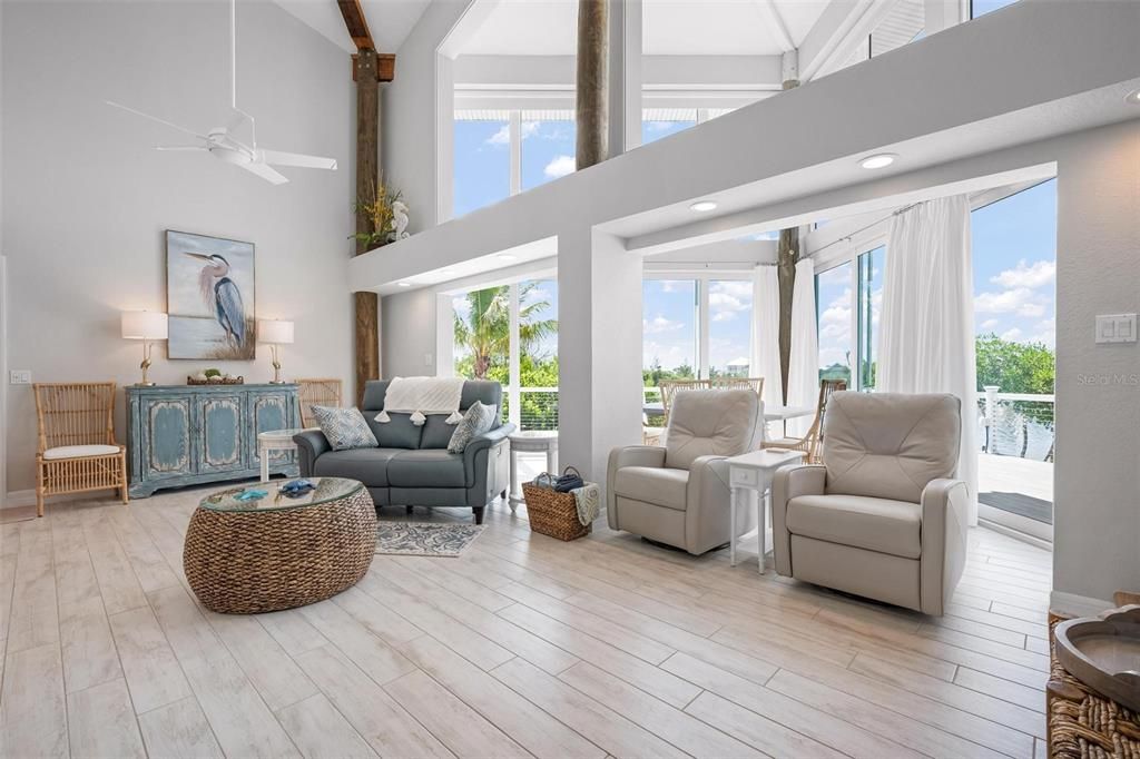 For Sale: $1,550,000 (3 beds, 3 baths, 2374 Square Feet)