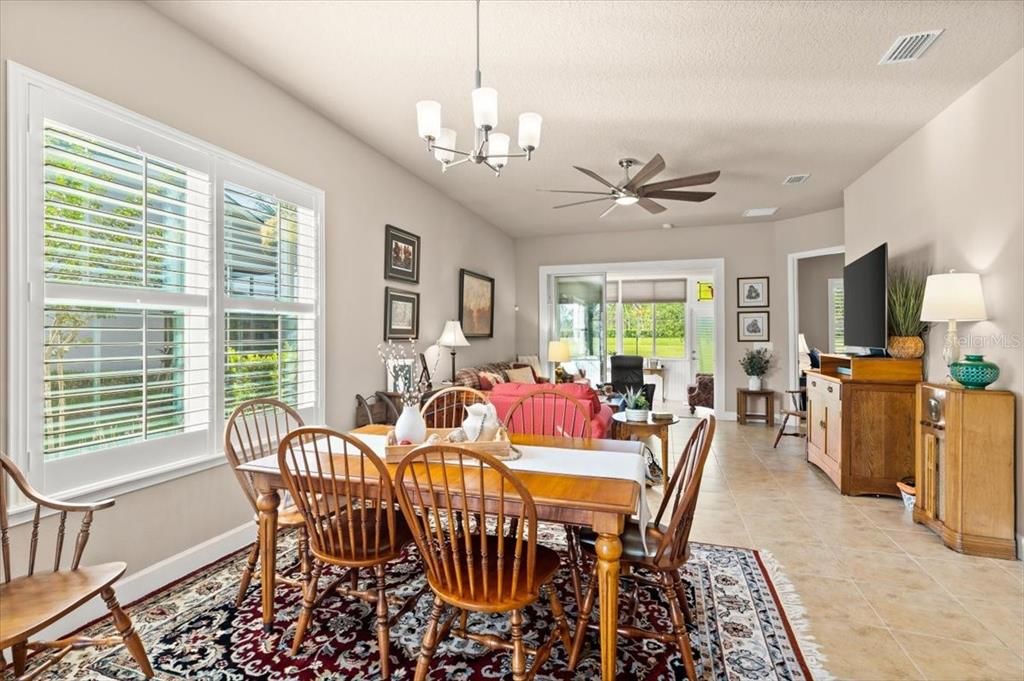 Active With Contract: $350,900 (2 beds, 2 baths, 1510 Square Feet)