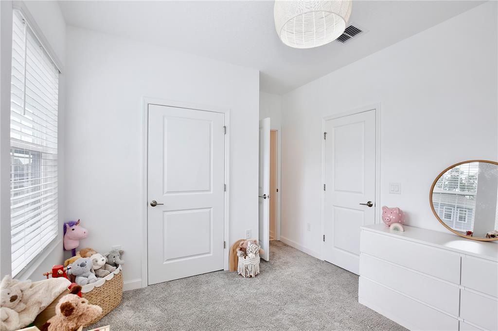 Active With Contract: $385,000 (3 beds, 2 baths, 1792 Square Feet)