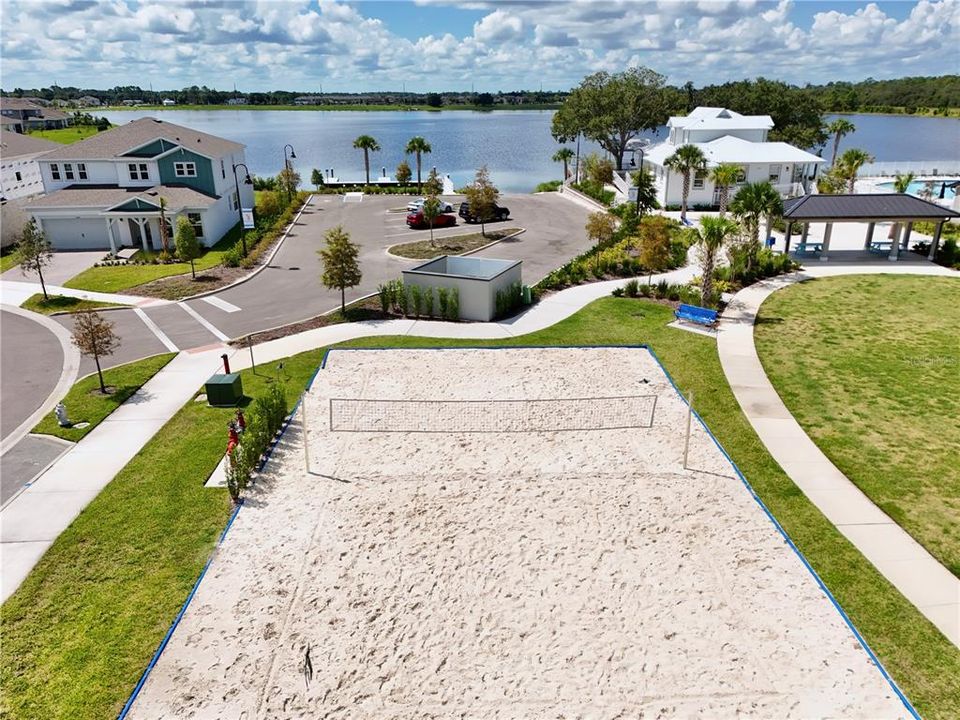 Active With Contract: $385,000 (3 beds, 2 baths, 1792 Square Feet)