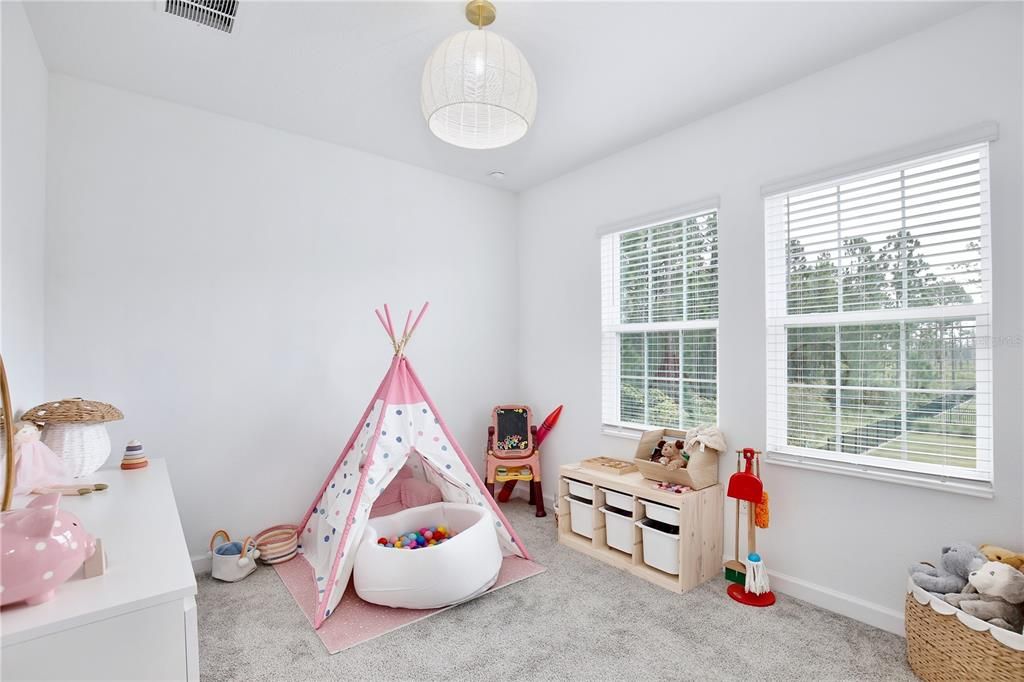 Active With Contract: $385,000 (3 beds, 2 baths, 1792 Square Feet)