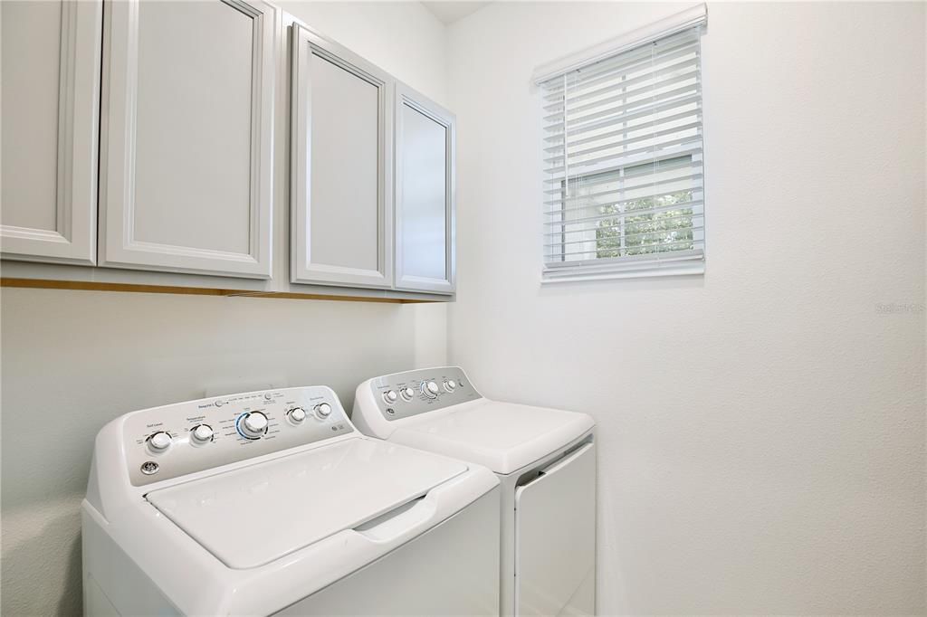 Active With Contract: $385,000 (3 beds, 2 baths, 1792 Square Feet)