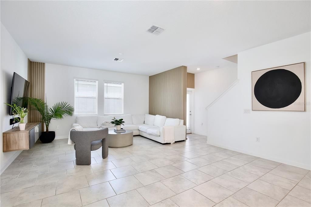 Active With Contract: $385,000 (3 beds, 2 baths, 1792 Square Feet)