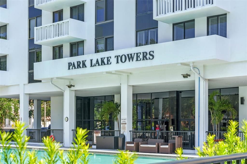 For Sale: $250,000 (2 beds, 2 baths, 1109 Square Feet)