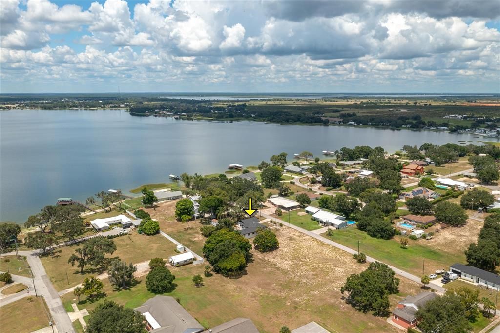 На продажу: $325,000 (3 спален, 2 ванн, 2536 Квадратных фут)