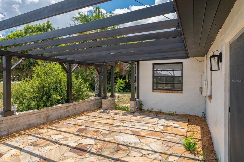 На продажу: $325,000 (3 спален, 2 ванн, 2536 Квадратных фут)