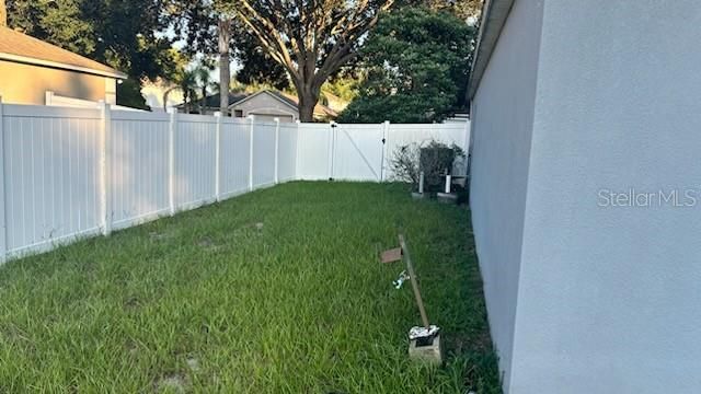 Active With Contract: $2,390 (3 beds, 2 baths, 1600 Square Feet)