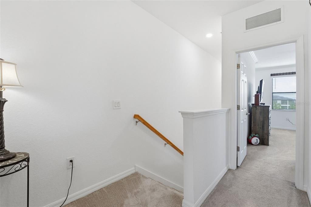 For Sale: $280,000 (3 beds, 2 baths, 1949 Square Feet)