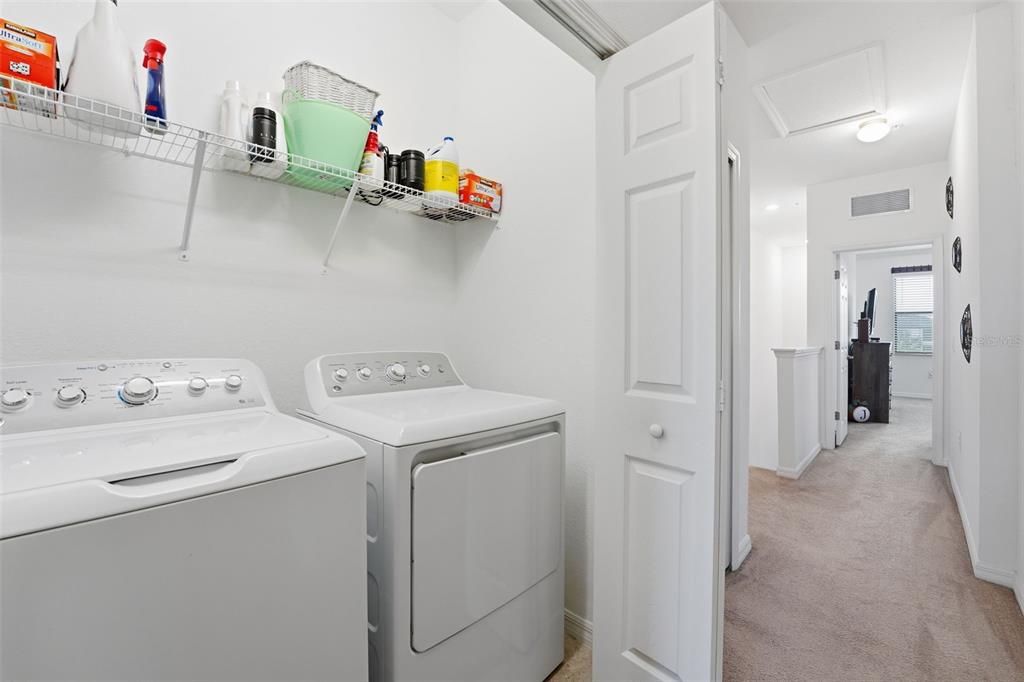 For Sale: $280,000 (3 beds, 2 baths, 1949 Square Feet)