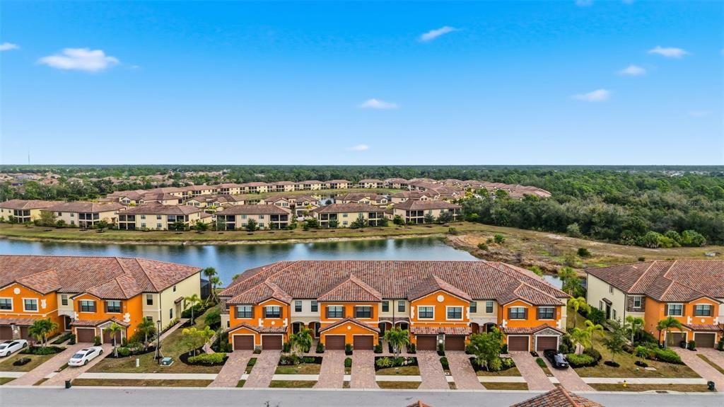 For Sale: $280,000 (3 beds, 2 baths, 1949 Square Feet)