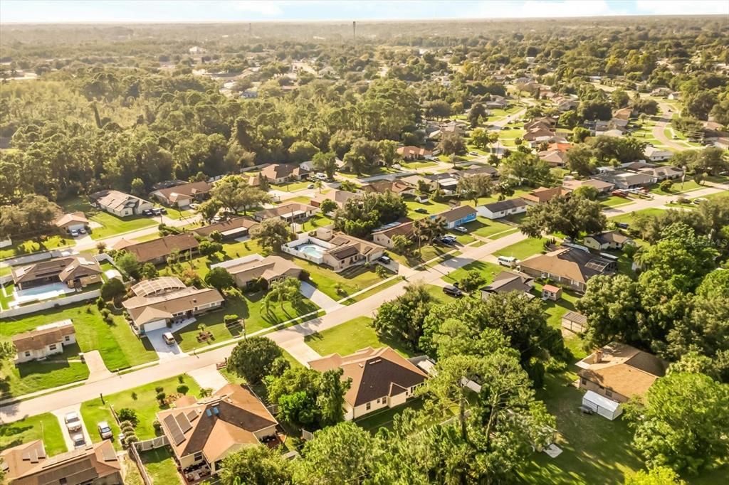 На продажу: $379,000 (4 спален, 2 ванн, 2124 Квадратных фут)