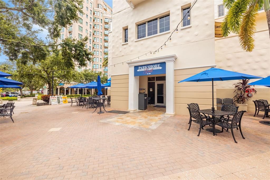 出租: $10,000 (3 贝兹, 3 浴室, 2634 平方英尺)