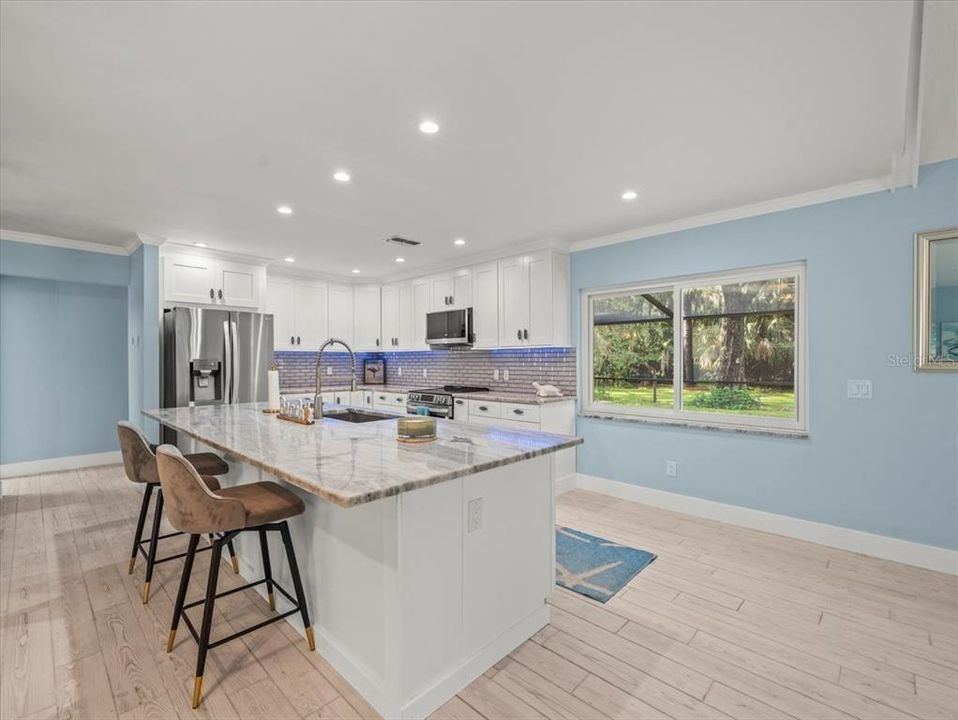 En Venta: $350,000 (3 camas, 2 baños, 2012 Pies cuadrados)