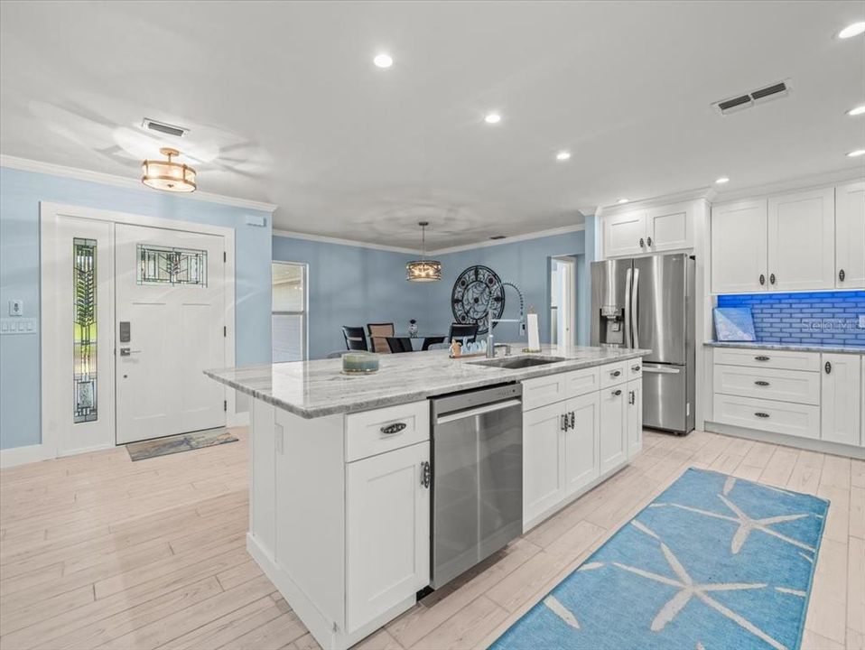 En Venta: $350,000 (3 camas, 2 baños, 2012 Pies cuadrados)