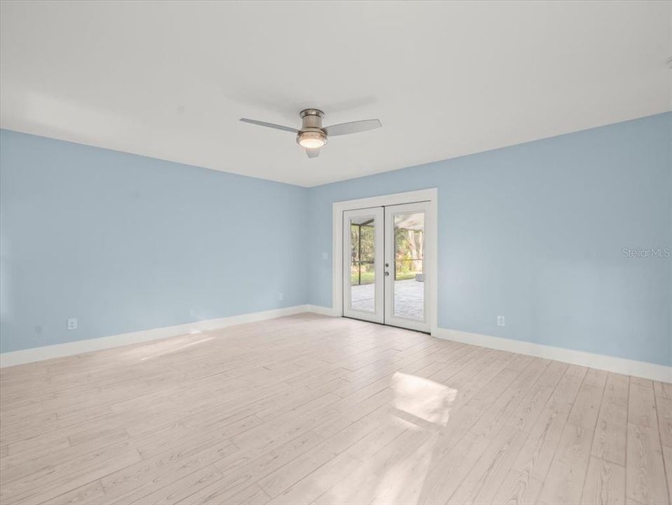 En Venta: $350,000 (3 camas, 2 baños, 2012 Pies cuadrados)