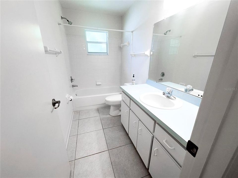 For Rent: $1,725 (2 beds, 2 baths, 1397 Square Feet)