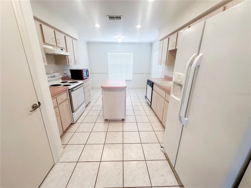 For Rent: $1,725 (2 beds, 2 baths, 1397 Square Feet)