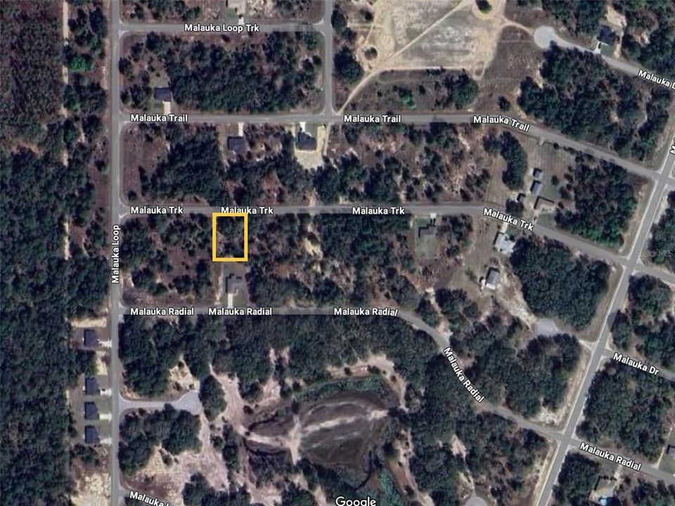 待售: $25,500 (0.26 acres)