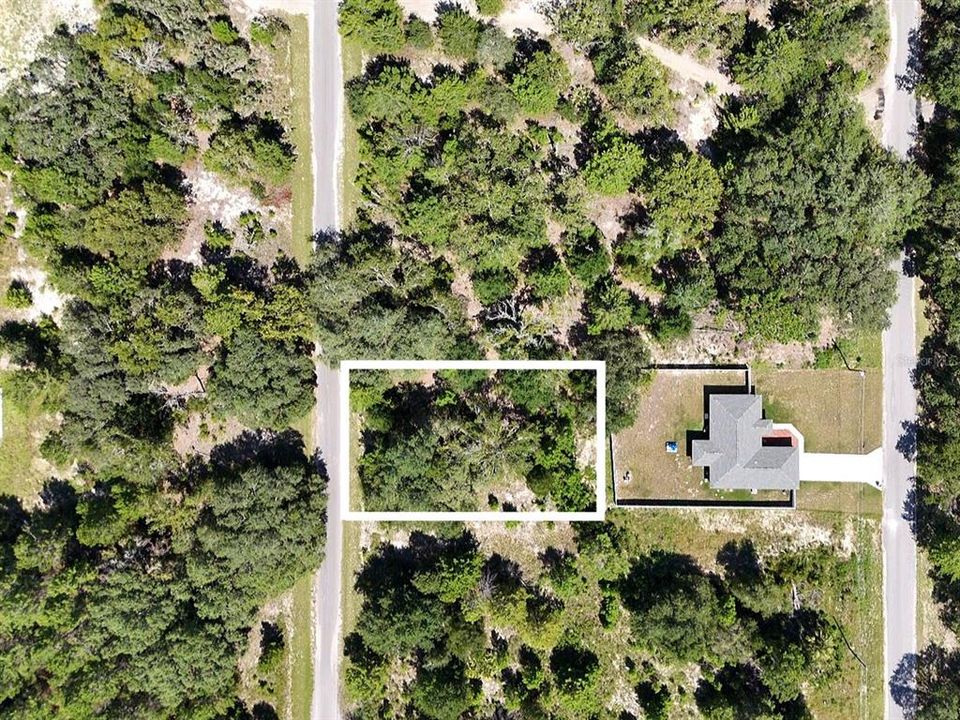 待售: $25,500 (0.26 acres)