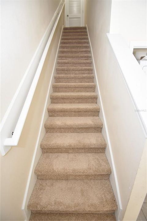 For Sale: $205,000 (2 beds, 2 baths, 1147 Square Feet)