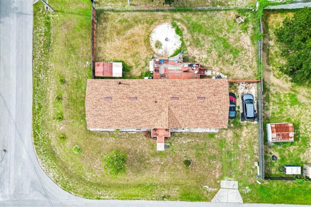 For Sale: $215,000 (5 beds, 3 baths, 1976 Square Feet)