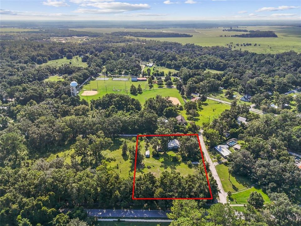 待售: $299,900 (3 贝兹, 2 浴室, 1800 平方英尺)