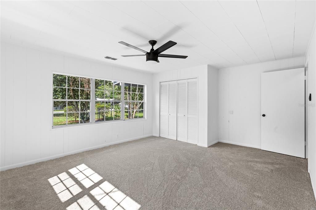 待售: $299,900 (3 贝兹, 2 浴室, 1800 平方英尺)