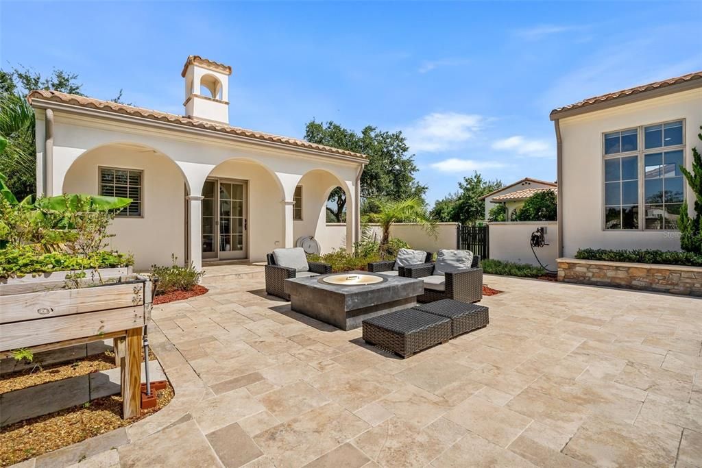 For Sale: $2,450,000 (4 beds, 3 baths, 4447 Square Feet)