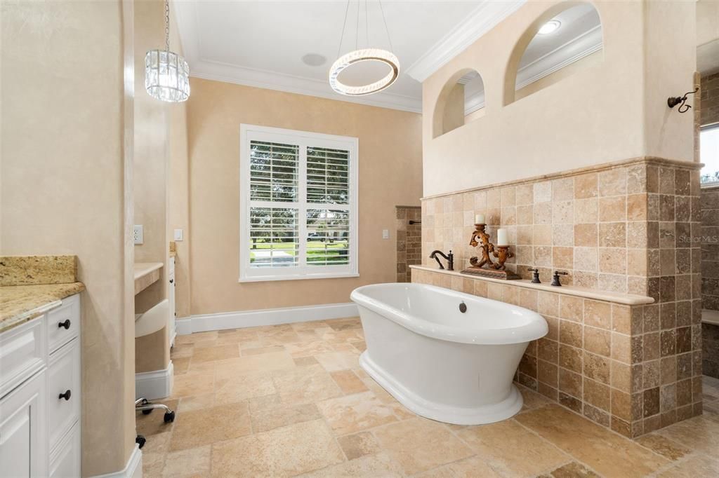 For Sale: $2,450,000 (4 beds, 3 baths, 4447 Square Feet)