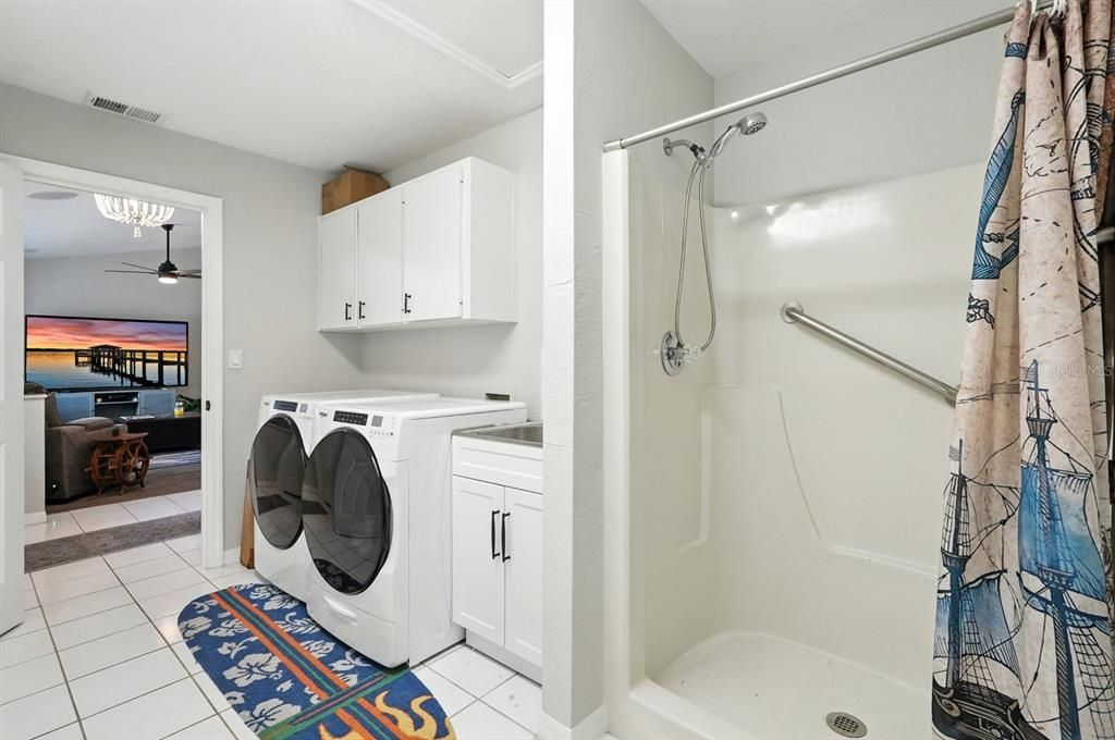 На продажу: $798,000 (3 спален, 2 ванн, 2175 Квадратных фут)