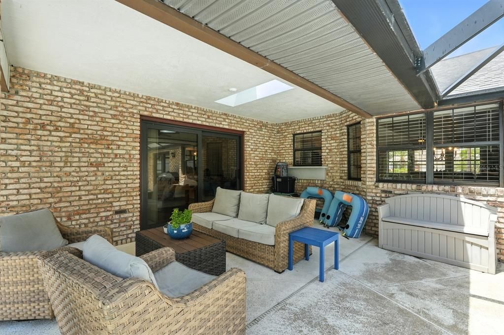 На продажу: $798,000 (3 спален, 2 ванн, 2175 Квадратных фут)