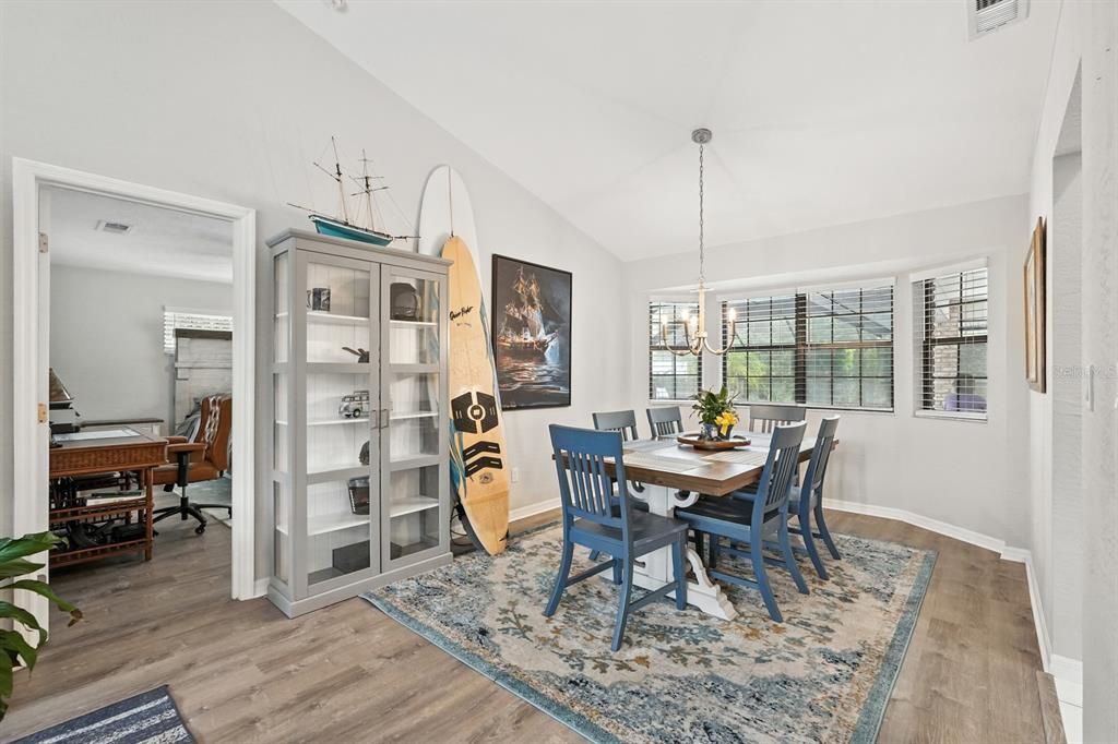 На продажу: $798,000 (3 спален, 2 ванн, 2175 Квадратных фут)