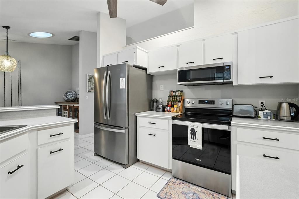 На продажу: $798,000 (3 спален, 2 ванн, 2175 Квадратных фут)