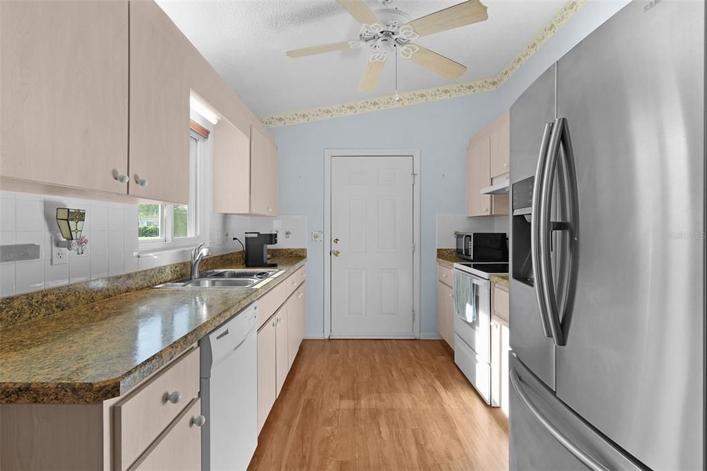 En Venta: $214,900 (2 camas, 2 baños, 1008 Pies cuadrados)