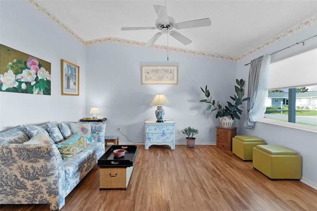 En Venta: $214,900 (2 camas, 2 baños, 1008 Pies cuadrados)